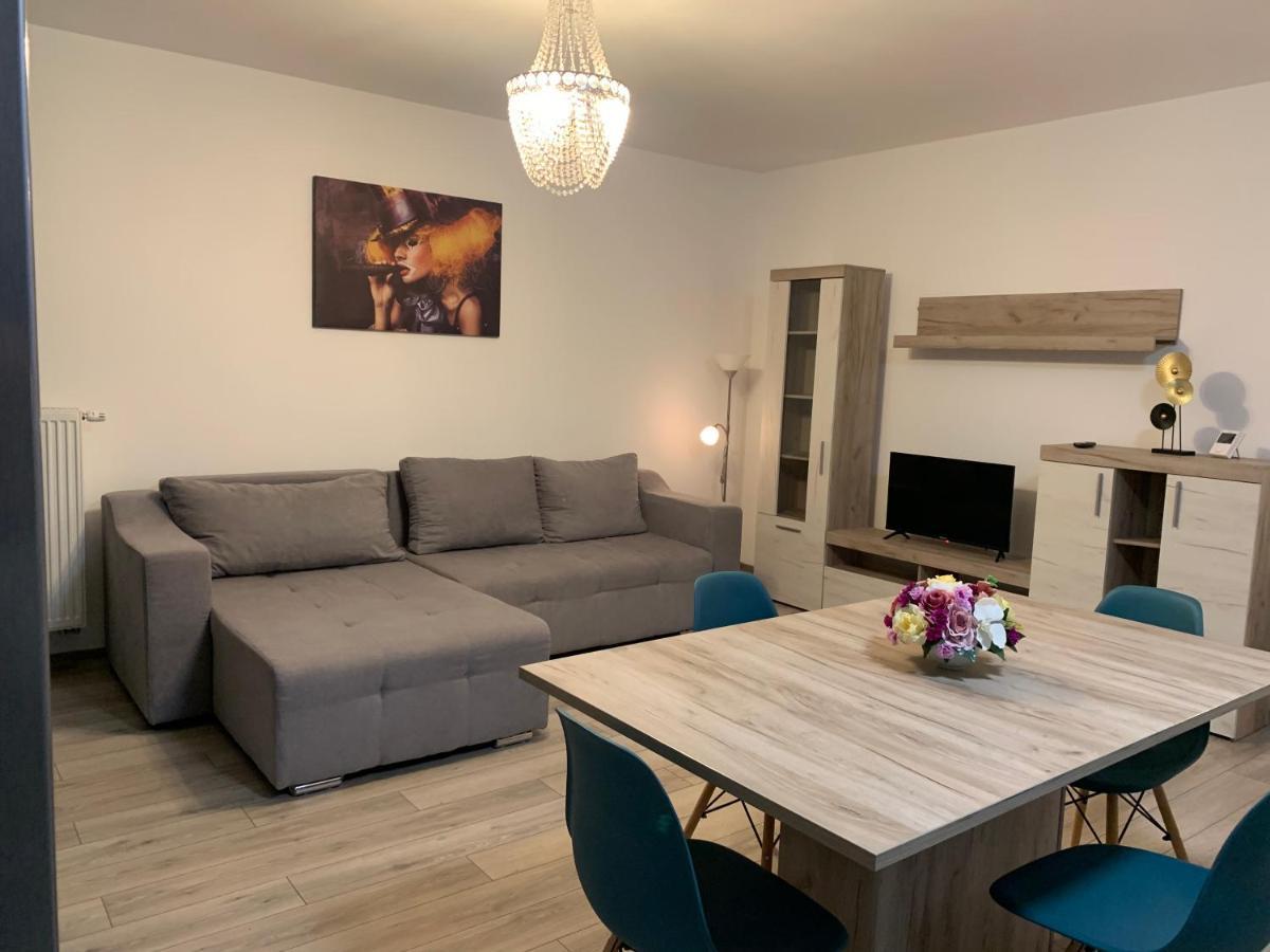 Apartament Sara Lejlighed Târgu-Mureş Eksteriør billede